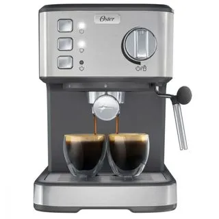 Oster Cafetera Compacta Expresso TEM5502 15 Bares